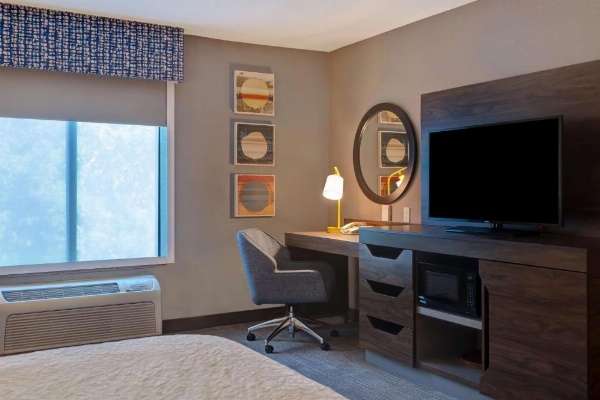 Hampton Inn & Suites Rohnert Park - Sonoma County image 17